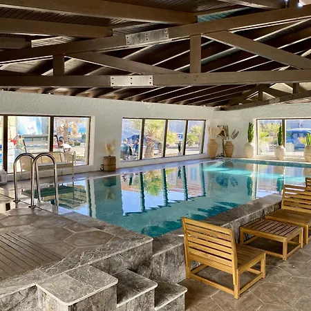 Cumbalica Hotel apartamentowy Çeşme